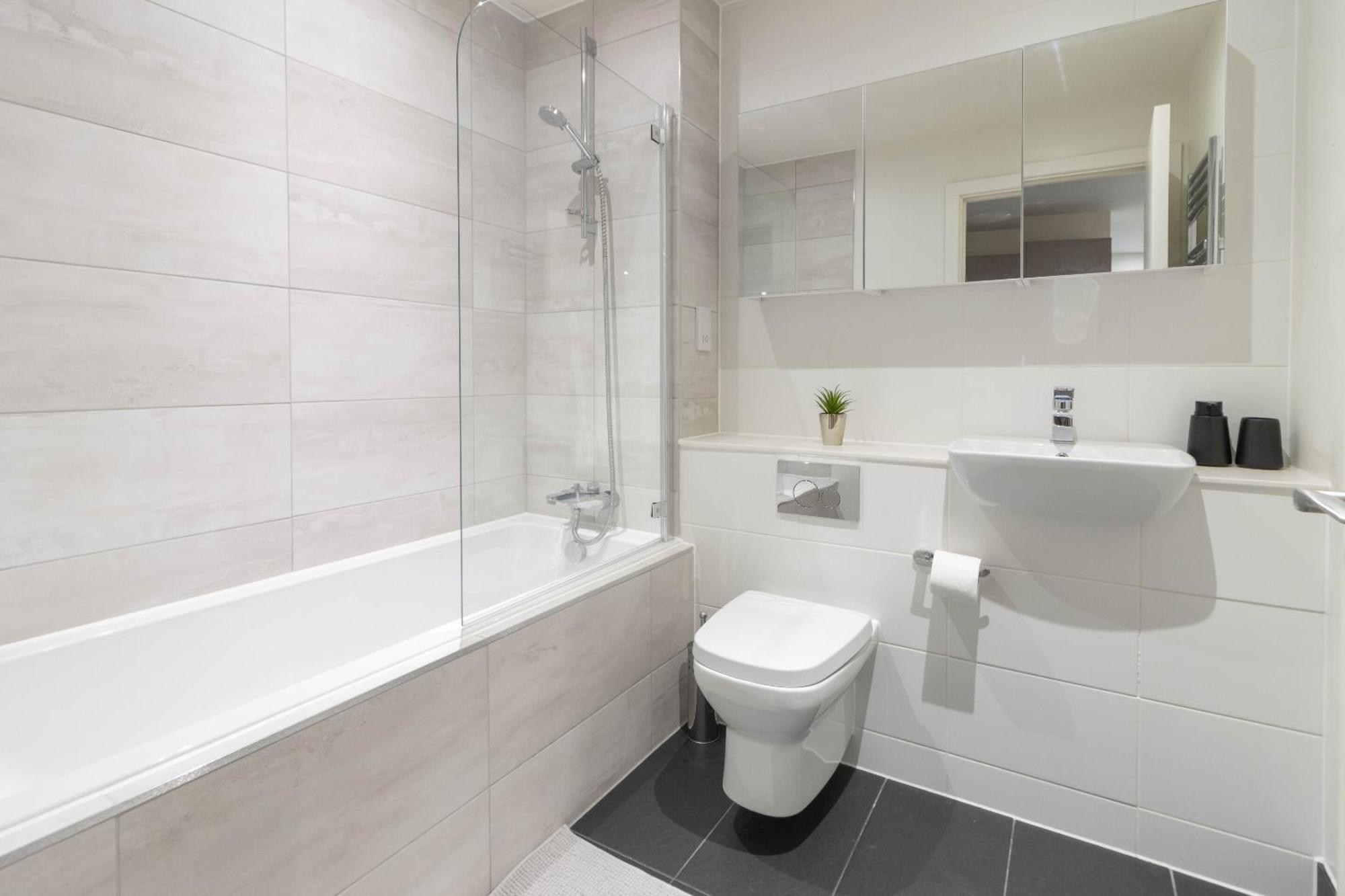 Apartamento Linacre 11 - Modern 2 Bed Behind The Cathedral With Free Parking And Fast Wifi Exeter Exterior foto
